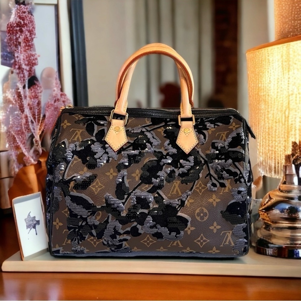 Louis Vuitton Monogram Fleur De Jais Sequin Speedy 30 Bag It is a stunning bag! - Picture 3 of 16